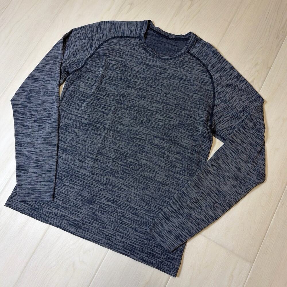 Lululemon Metal Vent Tech Long Sleeve Shirt
